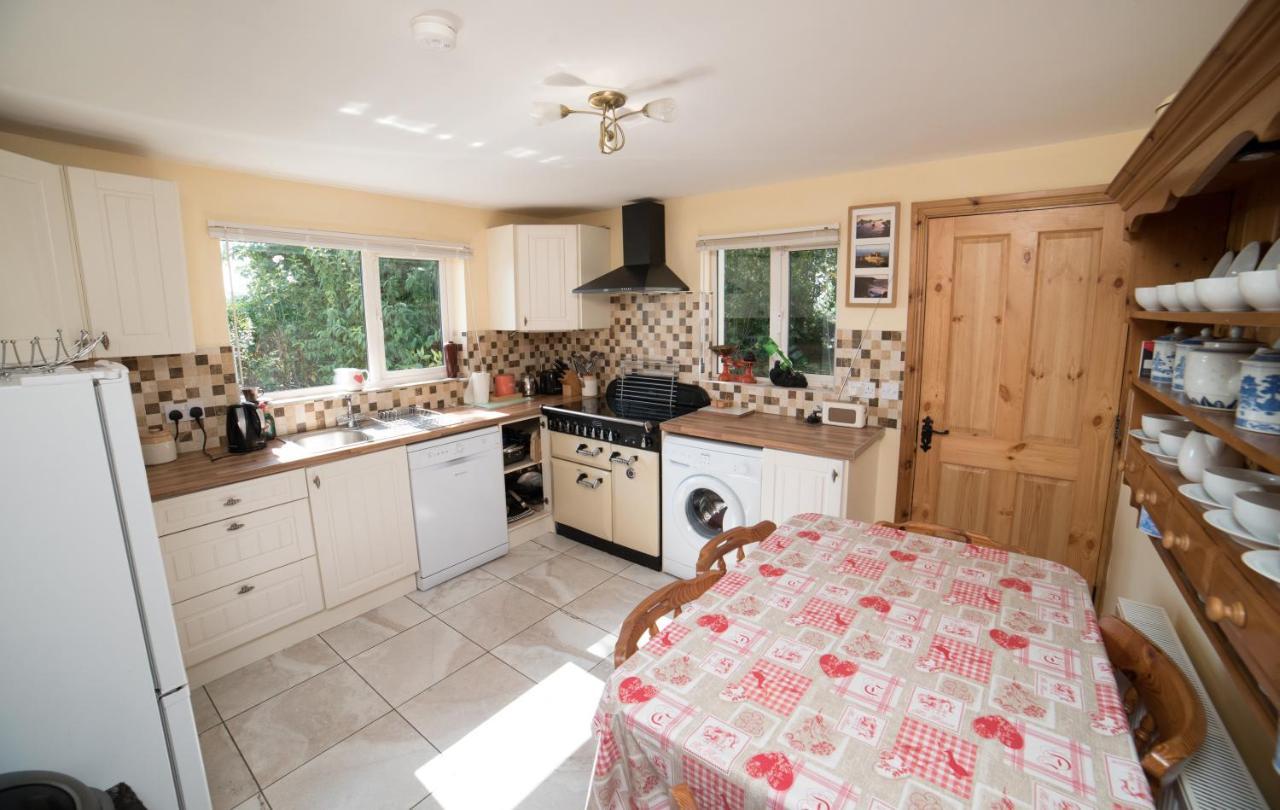Ballygown Cottage Torpys Cross Roads ภายนอก รูปภาพ